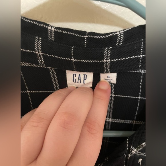 ✨2 For $6 GAP Button Up Flannel Size Small #C1 - Picture 3 of 6